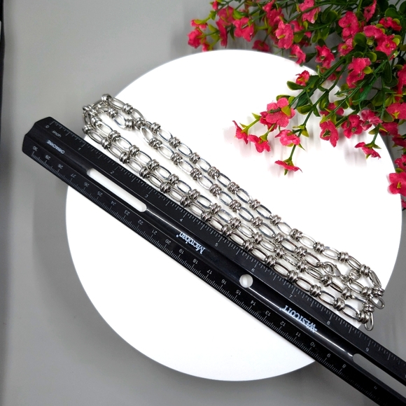 Extra Long LOFT Brand Vintage Layering Necklace - Picture 3 of 4